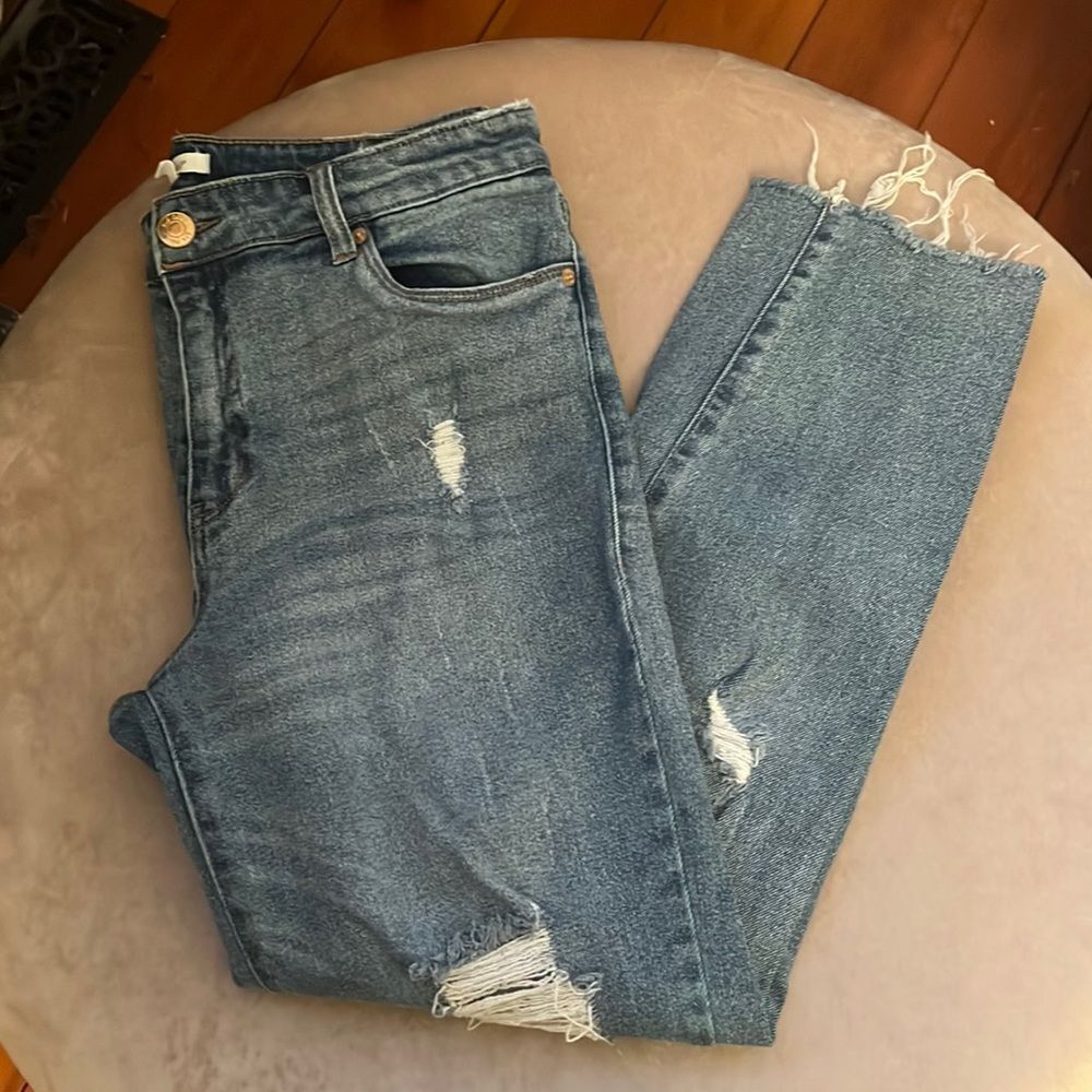 STS Blue Caroline High Rise Sz 30 Distressed Jeans